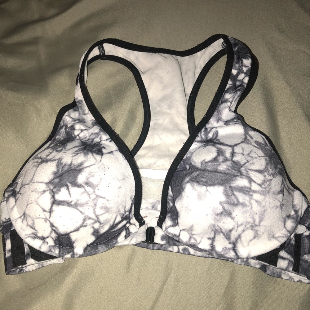 Push-up Sports Bra